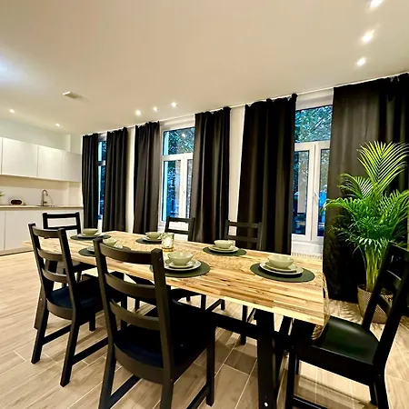 Apartment Luxury Park By Rikas